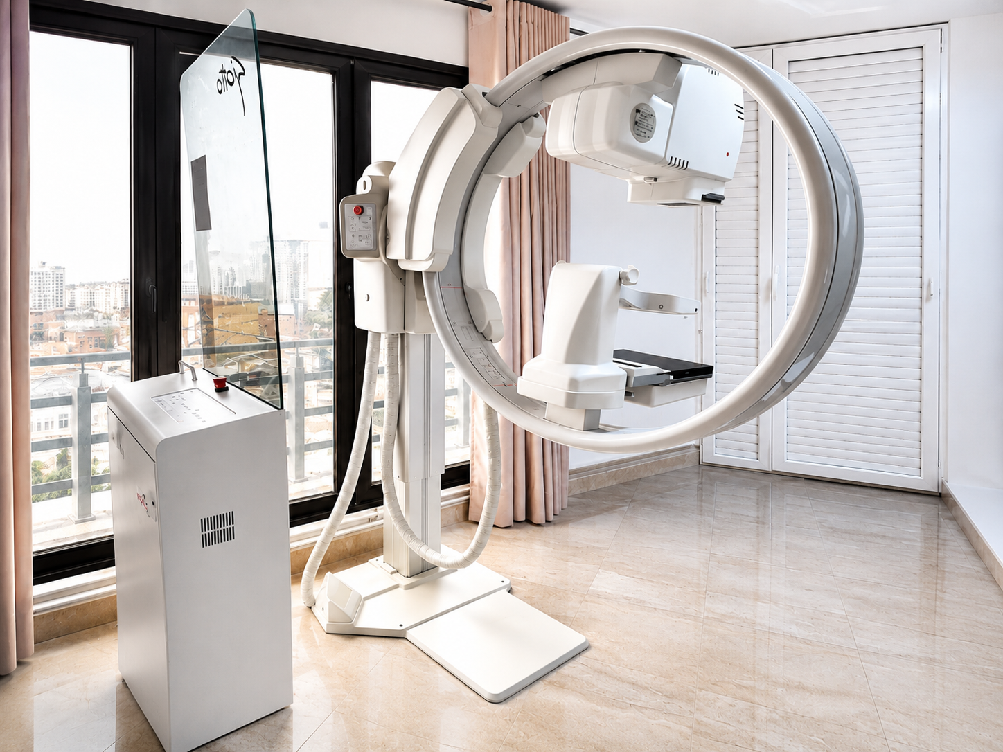 Mammographe Giotto dans la salle de sénologie